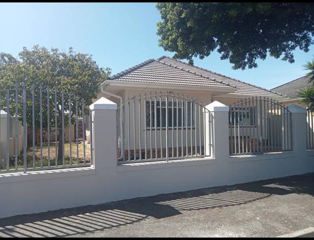 4 BEDROOM PROPERTY TO RENT IN GOODWOOD CENTRAL